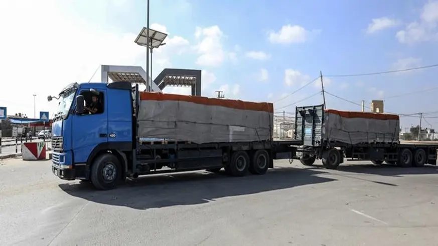 İsrail'in kontrolündeki bölgelerde yardım tırları yağmalandı