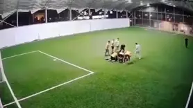 Halı sahada fenalaşan genç hayatını kaybetti