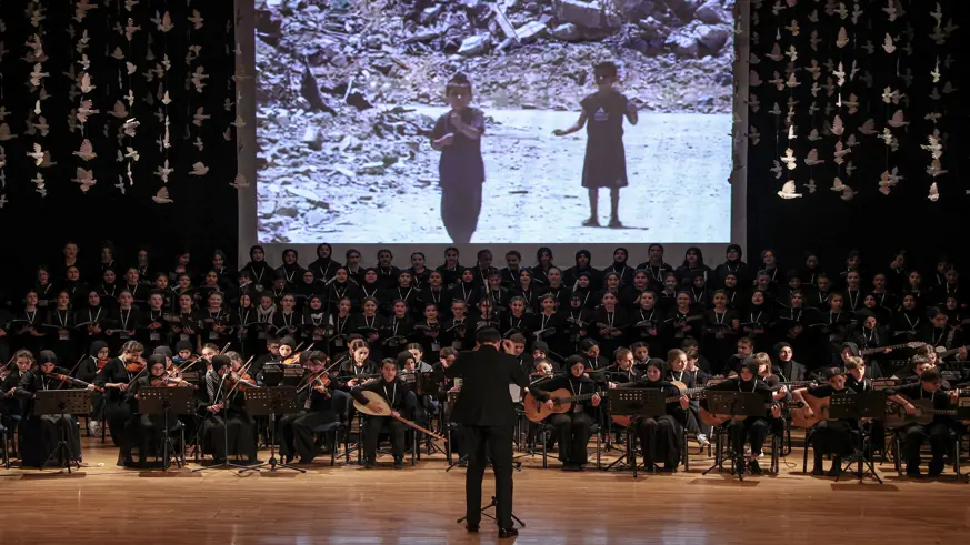 İmam hatip öğrencileri Gazze için 6 dilde konser verdi
