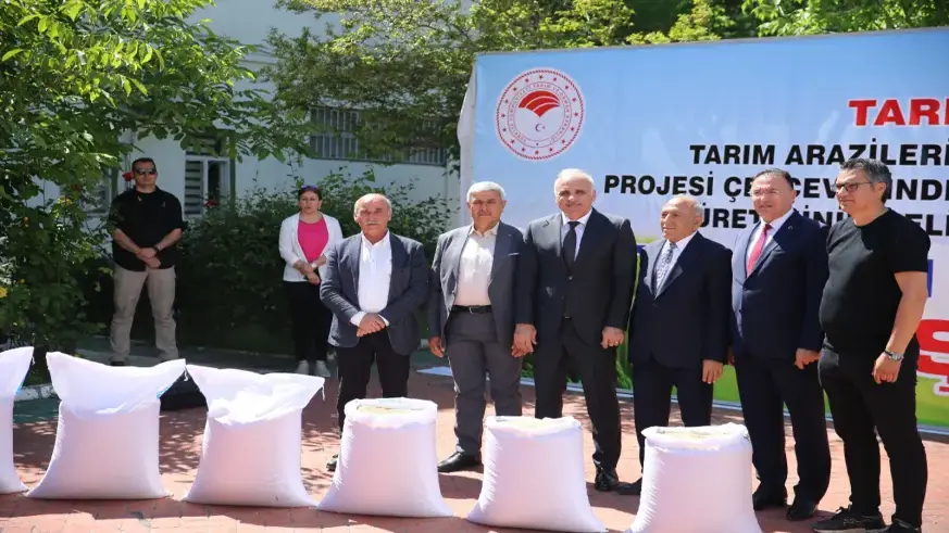 Çiftçiye sertifikalı çeltik!