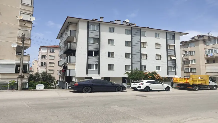 Apartmanda çıkan yangında evli çift hayatını kaybetti