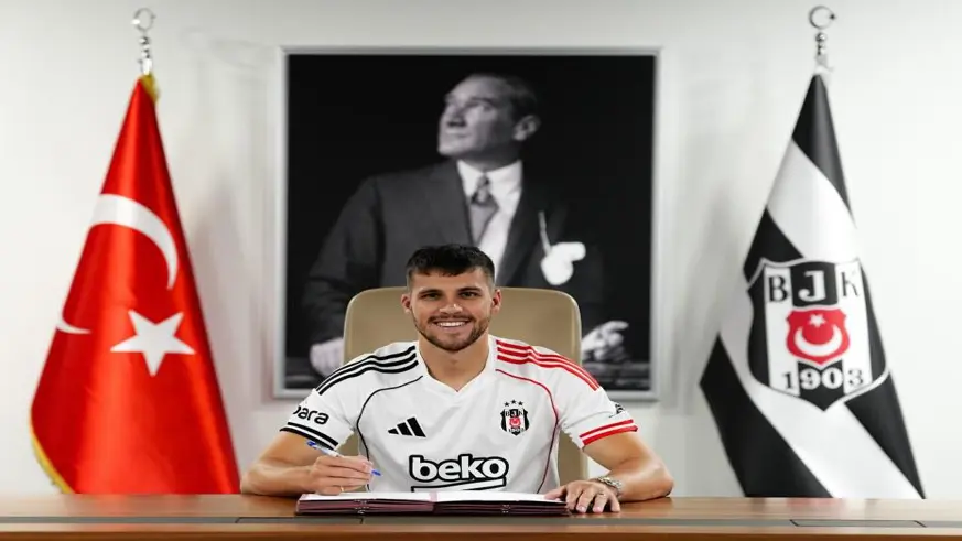 Beşiktaş, David Jurasek'i kadrosuna kattı
