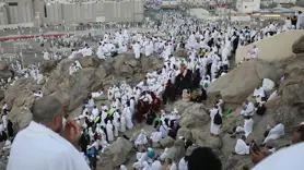 Mekke'den 2 milyondan fazla hacı adayının Arafat'a intikali tamamlandı
