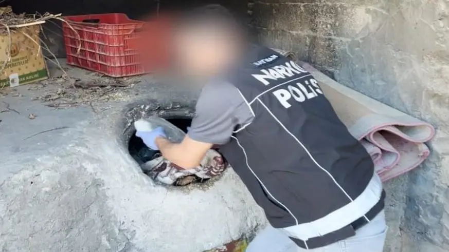 Ekmek tandırında uyuşturucu ele geçirildi